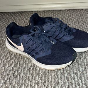 Nike swift running shoes